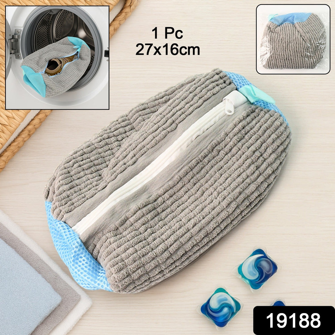 Heavy-duty reusable shoe washing bag with zipper closure for machine wash