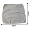 Microfiber cloth size reference next to a ruler showing 30x30 cm dimensions