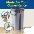Flat mop with comfortable handle for smooth manoeuvring