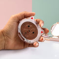 Compact shimmer highlighter ideal for party and daily makeup