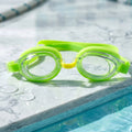 Scratch-resistant goggles with storage case included