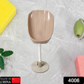 Dimensions of the self-draining soap dish: 17 cm length, 8 cm width, 5 cm height.